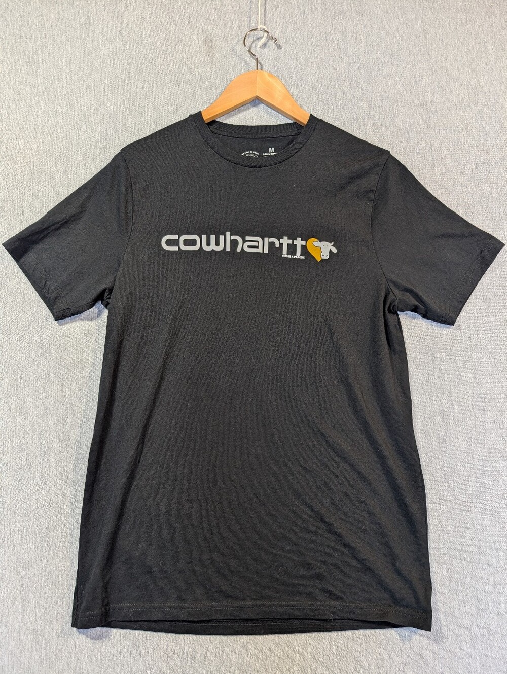 Cows Cowhartt T-shirt Women's Medium Black With Graphic Banff Canada